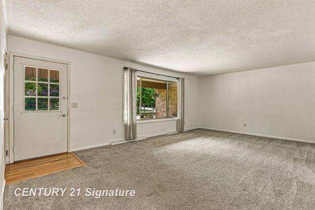4331 Hilray Drive, Saginaw, MI 48638