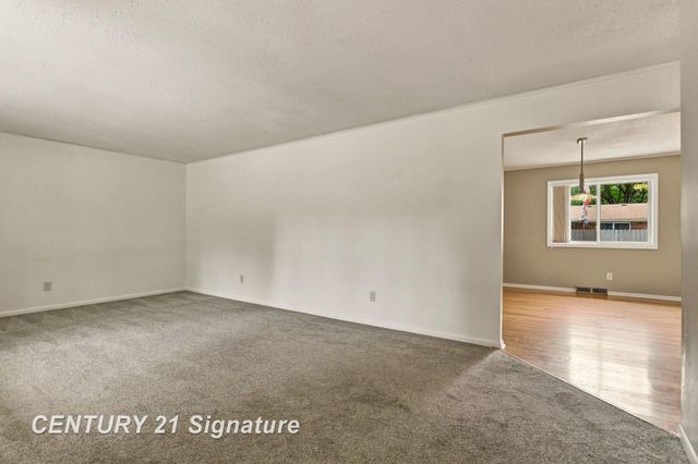 4331 Hilray Drive, Saginaw, MI 48638