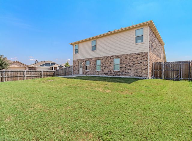 2000 Grimes Drive, Forney, TX 75126