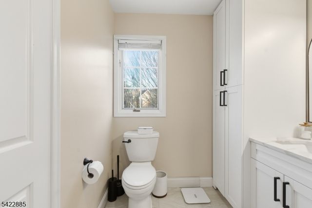 60 Tanager Ct, Wayne Twp., NJ 07470