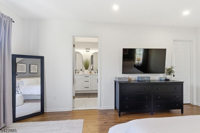 60 Tanager Ct, Wayne Twp., NJ 07470