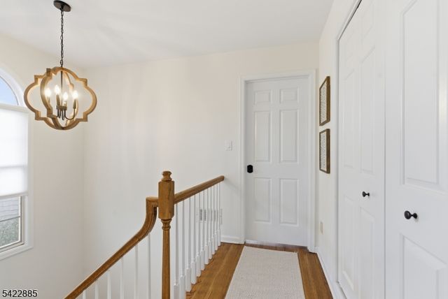 60 Tanager Ct, Wayne Twp., NJ 07470