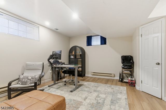 60 Tanager Ct, Wayne Twp., NJ 07470