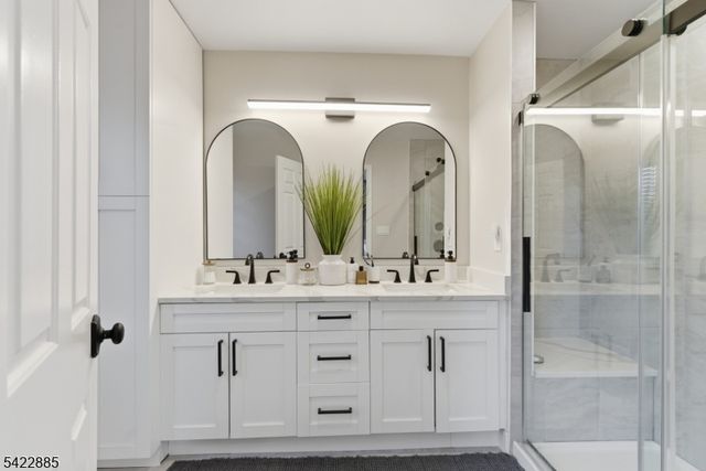 60 Tanager Ct, Wayne Twp., NJ 07470