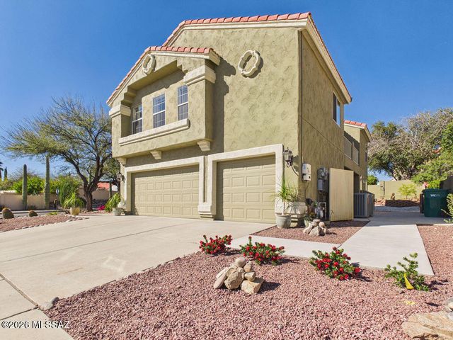 930 W Silver Hill Street, Tucson, AZ 85737