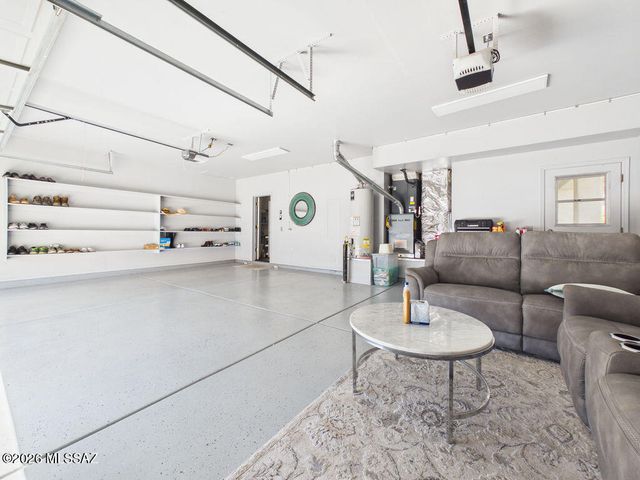 930 W Silver Hill Street, Tucson, AZ 85737