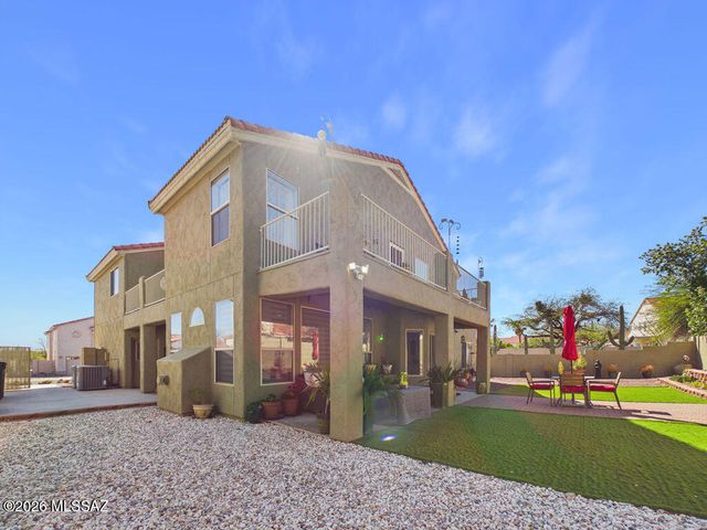 930 W Silver Hill Street, Tucson, AZ 85737