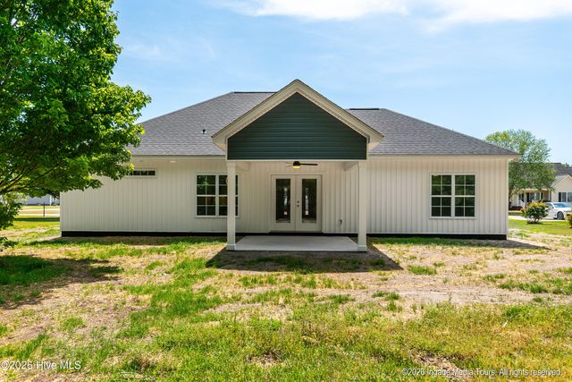 203 Adams Lane, Washington, NC 27889