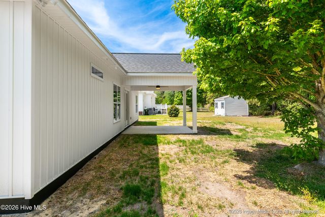 203 Adams Lane, Washington, NC 27889