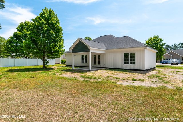 203 Adams Lane, Washington, NC 27889