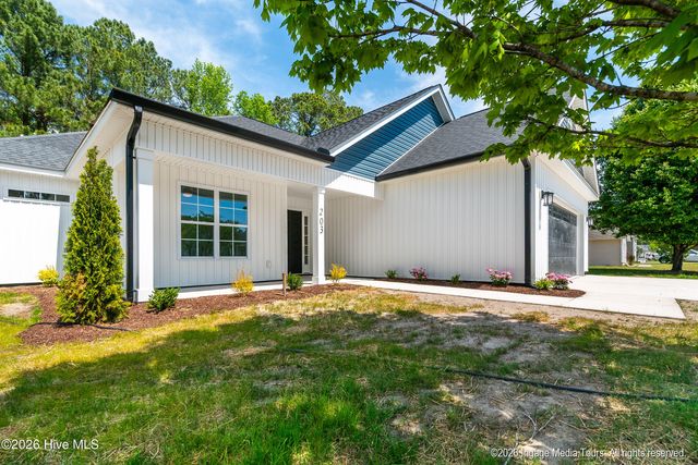 203 Adams Lane, Washington, NC 27889