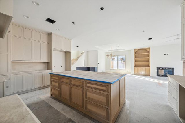 1438 Wakefield Drive, Houston, TX 77018