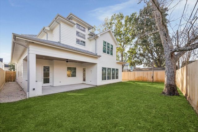 1438 Wakefield Drive, Houston, TX 77018