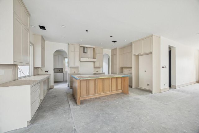 1438 Wakefield Drive, Houston, TX 77018