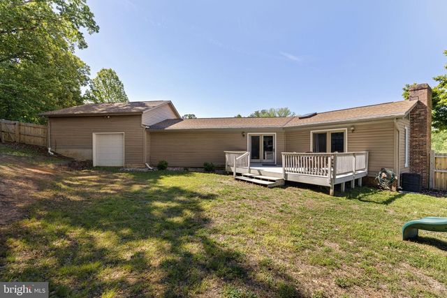 2 QUAIL RUN DR, Stafford, VA 22554