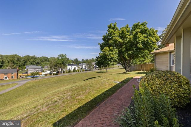 2 QUAIL RUN DR, Stafford, VA 22554