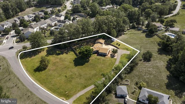 2 QUAIL RUN DR, Stafford, VA 22554