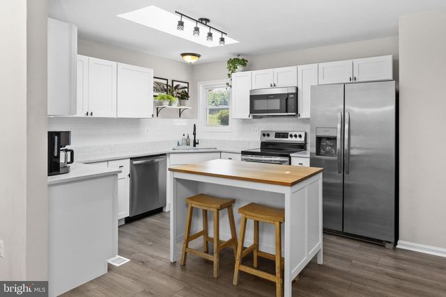 2 QUAIL RUN DR, Stafford, VA 22554