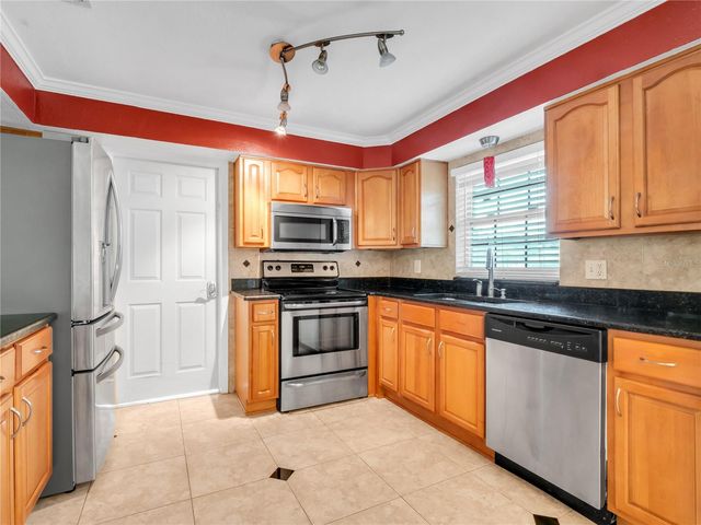 14331 APACHE AVENUE, Largo, FL 33774