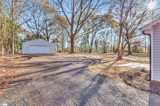 901 Standing Springs Road, Greenville, SC 29605