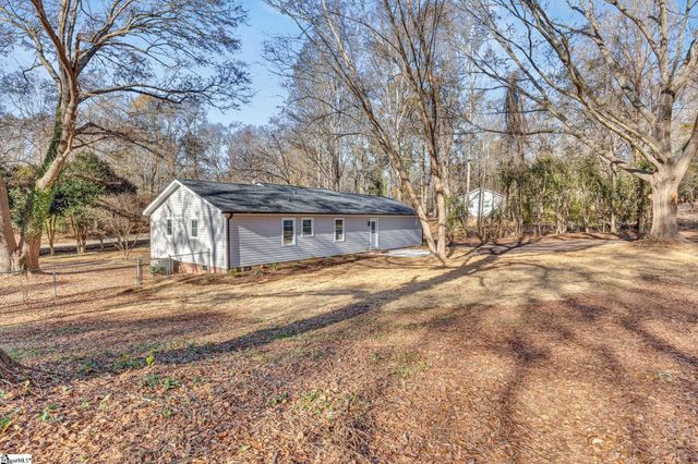 901 Standing Springs Road, Greenville, SC 29605