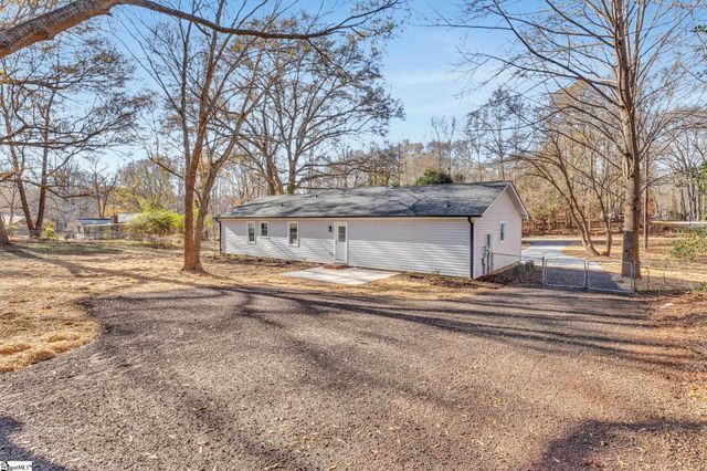 901 Standing Springs Road, Greenville, SC 29605