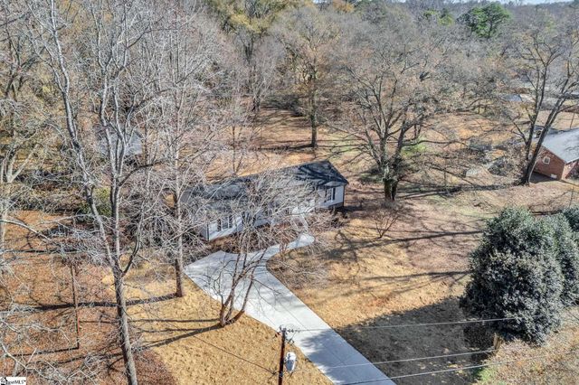 901 Standing Springs Road, Greenville, SC 29605