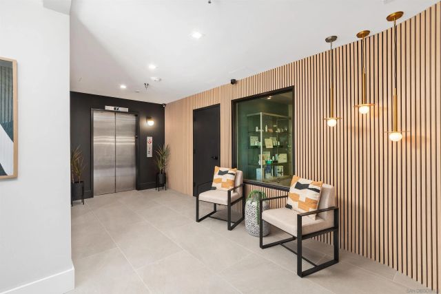 1111 Torrey Pines Rd. 206, La Jolla, CA 92037