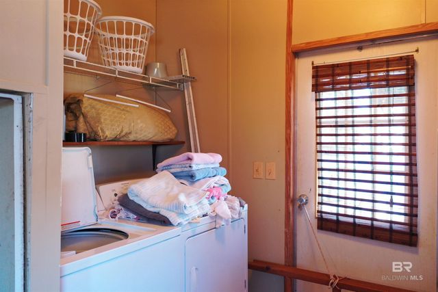 1377 Caney Loop, Lillian, AL 36549