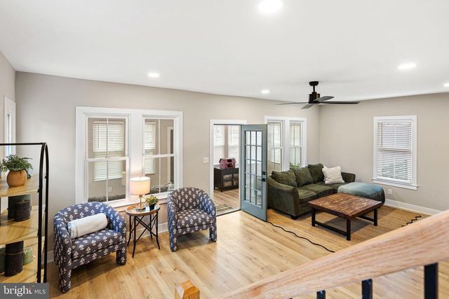 1 MAPLE AVE, Haddon Township, NJ 08108