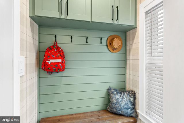 1 MAPLE AVE, Haddon Township, NJ 08108