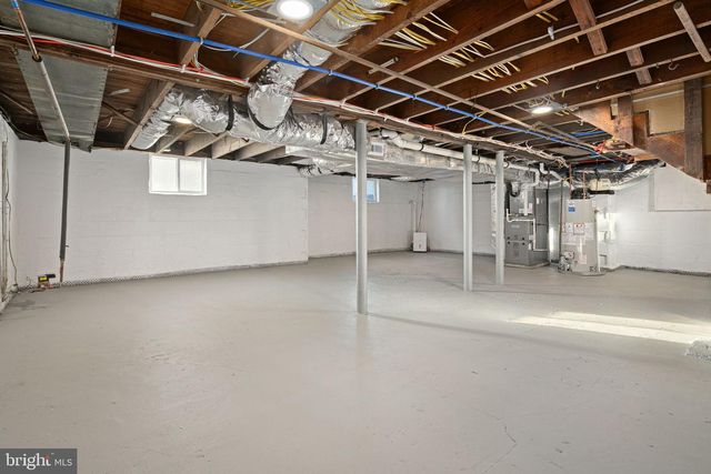 1 MAPLE AVE, Haddon Township, NJ 08108