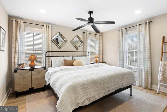 1 MAPLE AVE, Haddon Township, NJ 08108