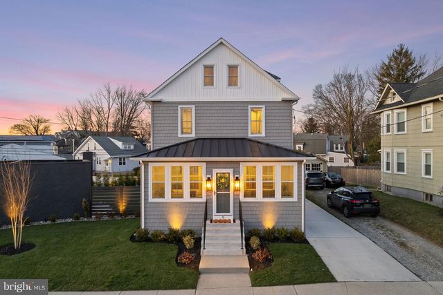 1 MAPLE AVE, Haddon Township, NJ 08108