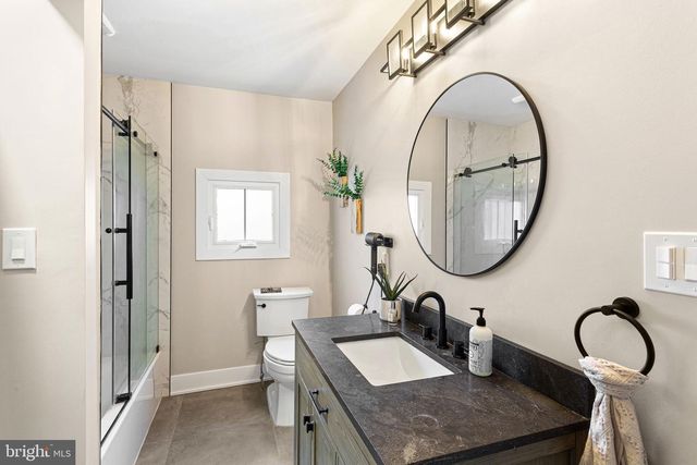 1 MAPLE AVE, Haddon Township, NJ 08108