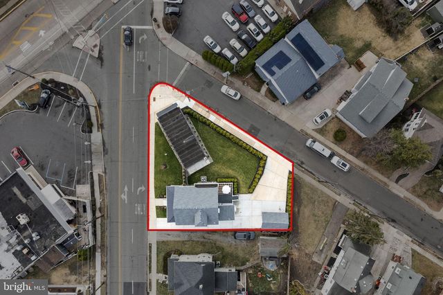 1 MAPLE AVE, Haddon Township, NJ 08108