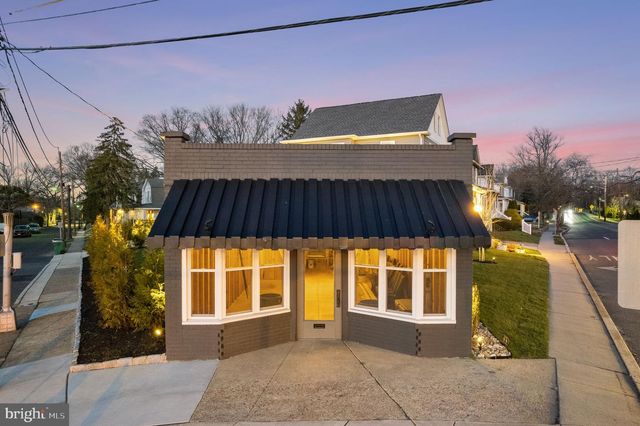 1 MAPLE AVE, Haddon Township, NJ 08108