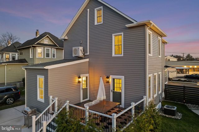 1 MAPLE AVE, Haddon Township, NJ 08108