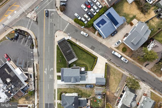 1 MAPLE AVE, Haddon Township, NJ 08108