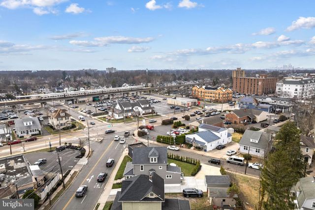 1 MAPLE AVE, Haddon Township, NJ 08108