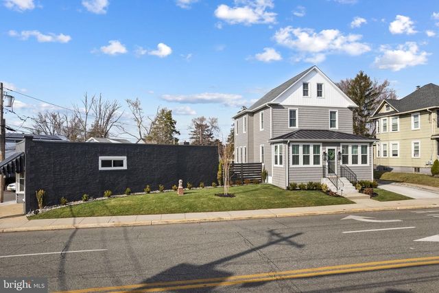 1 MAPLE AVE, Haddon Township, NJ 08108