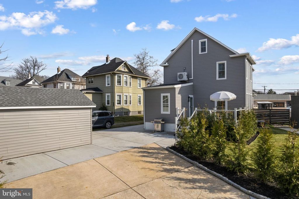 Image 65 of property listing at 1 MAPLE AVE, Haddon Township, NJ 08108