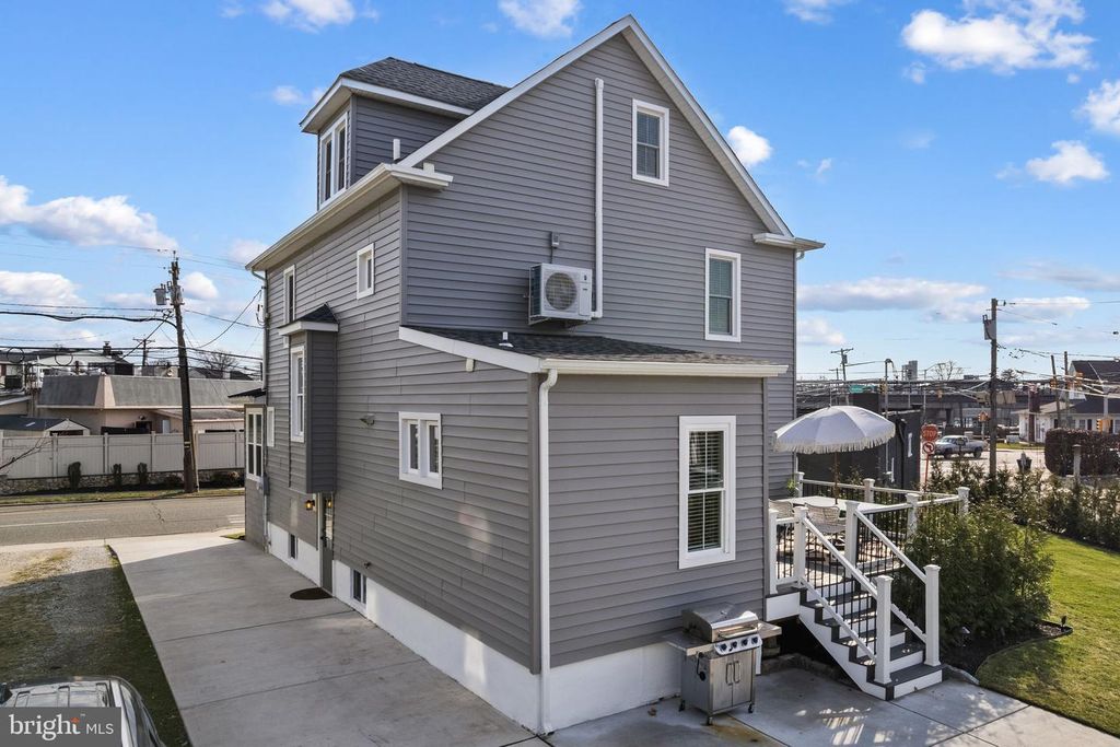 Image 68 of property listing at 1 MAPLE AVE, Haddon Township, NJ 08108