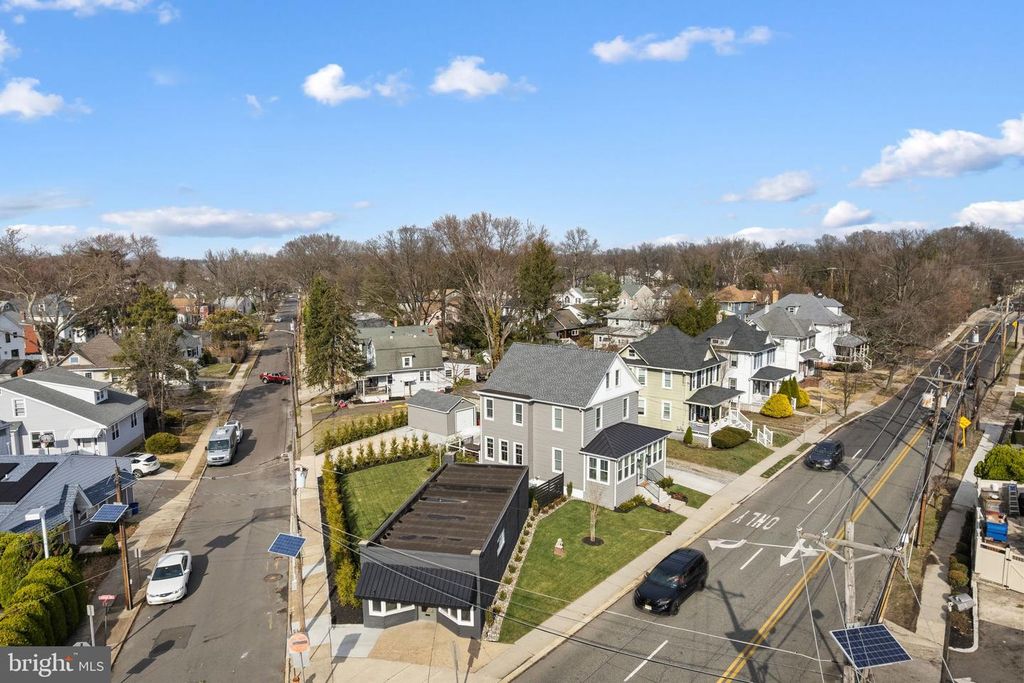 Image 80 of property listing at 1 MAPLE AVE, Haddon Township, NJ 08108