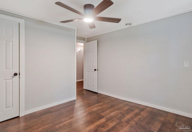 6622 Hinote St, Milton, FL 32570