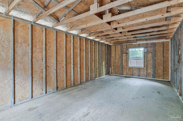 6622 Hinote St, Milton, FL 32570