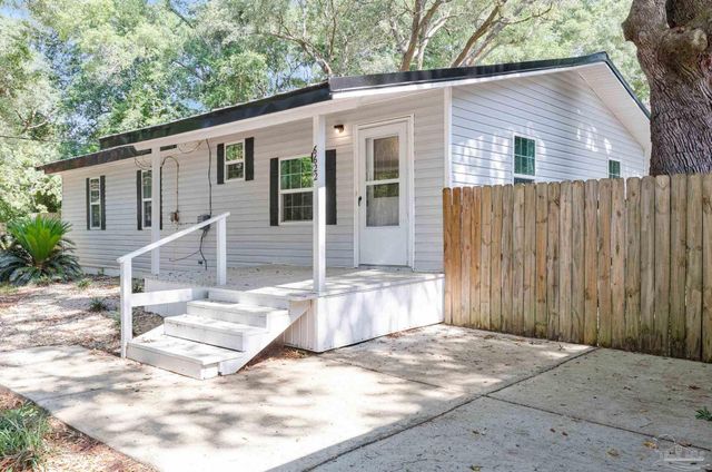 6622 Hinote St, Milton, FL 32570