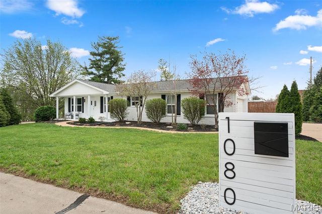 1080 Sagebrush Trail, Ballwin, MO 63011