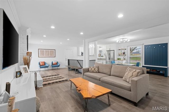 1080 Sagebrush Trail, Ballwin, MO 63011