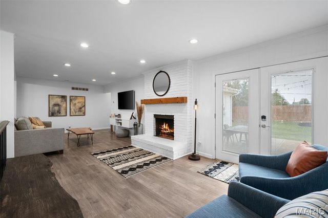 1080 Sagebrush Trail, Ballwin, MO 63011